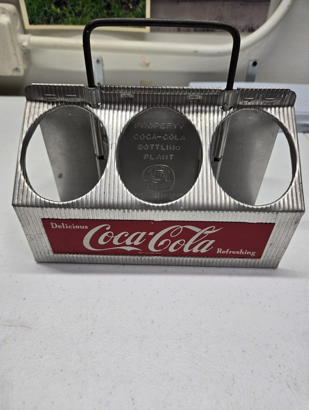 1950's Coca-Cola Aluminum  6-Pack Bottle Caddy Adjustable Handle Very Nice Cond